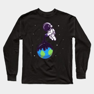 Cute Astronaut Pouring Space On Earth Cartoon Long Sleeve T-Shirt